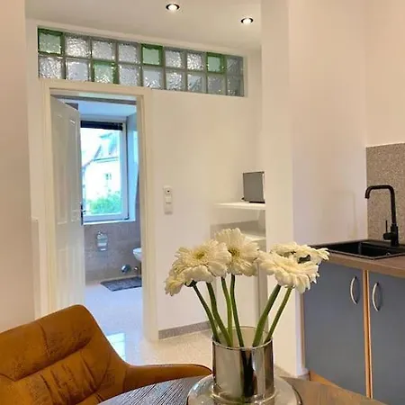 Cozy, Neu, Modern Im 2ten Obergeschoss 아파트 *